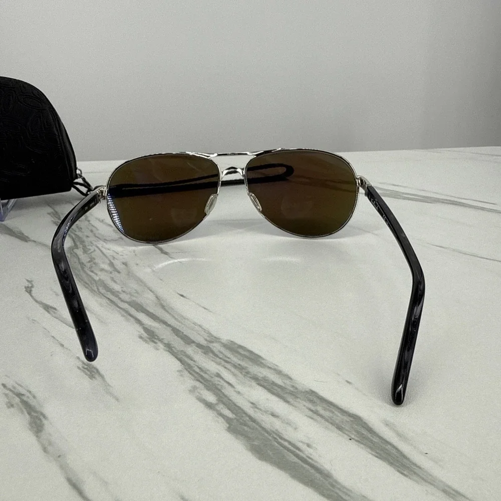 Oakley authentic missing